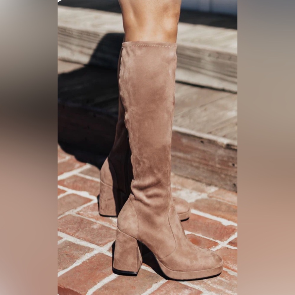 ShuShop Women's Taupe Knee High Boots